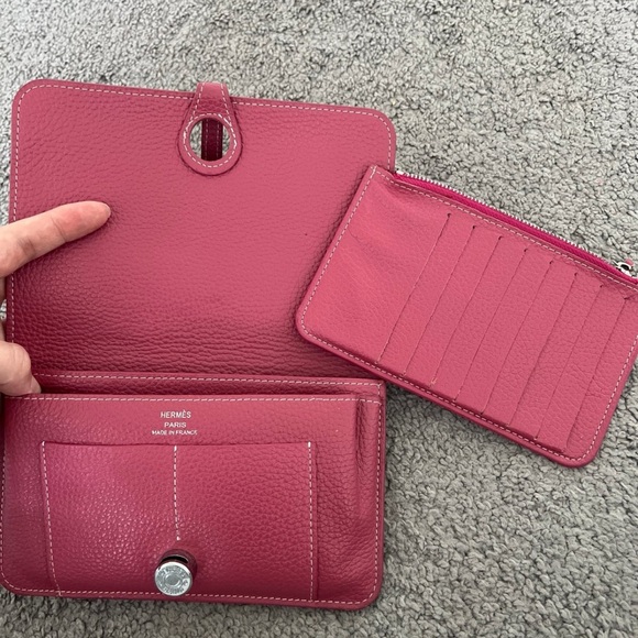 Hermes Pink Wallet - Picture 5 of 11